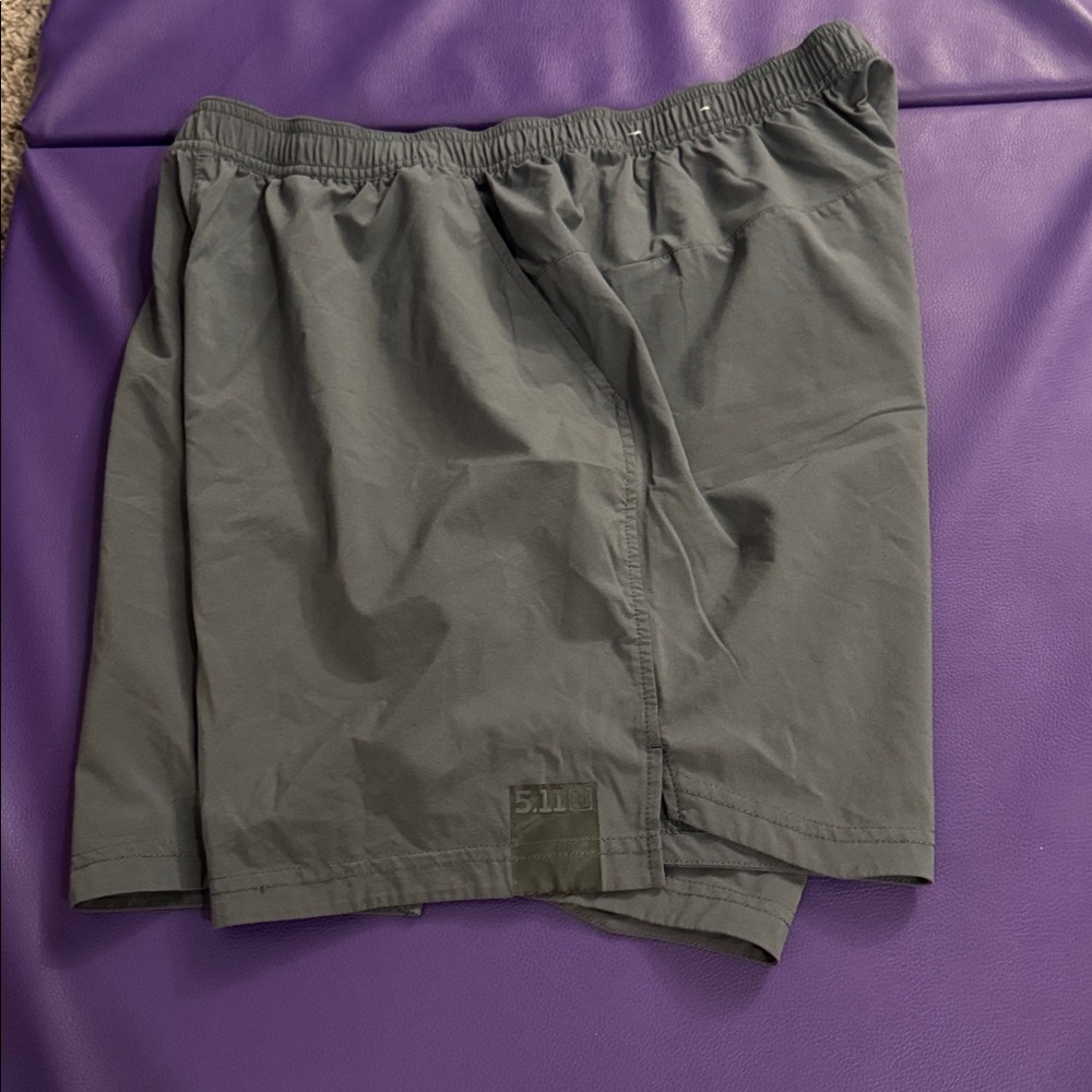 5.11 Tactical Charcoal Shorts - Picture 4 of 6